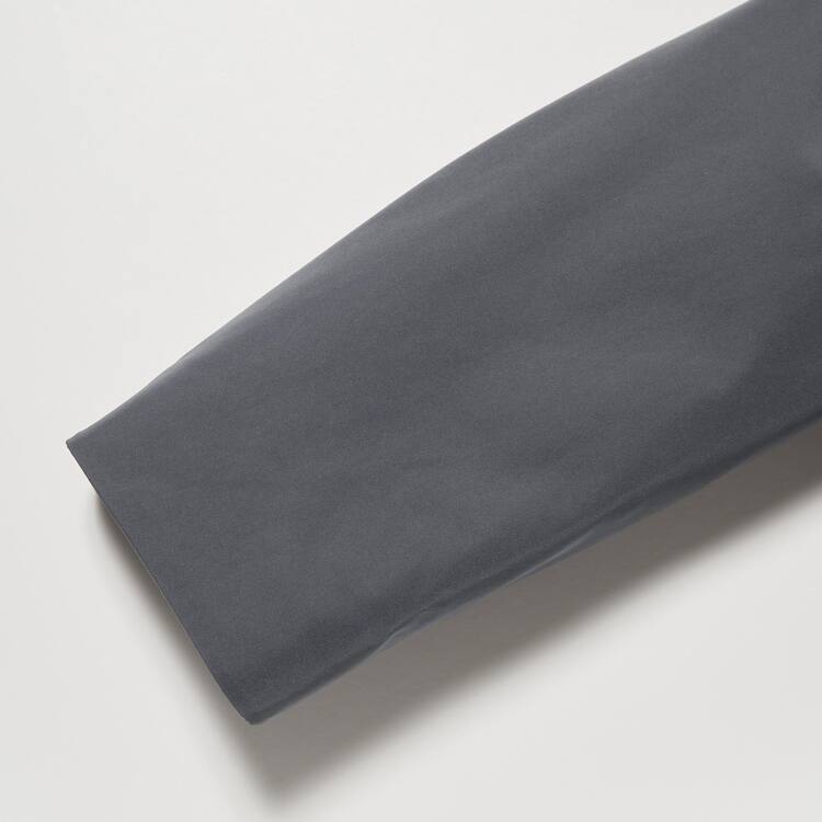 Uniqlo Hybrid Down Kabáty Panske Siva | NXPIFG-547