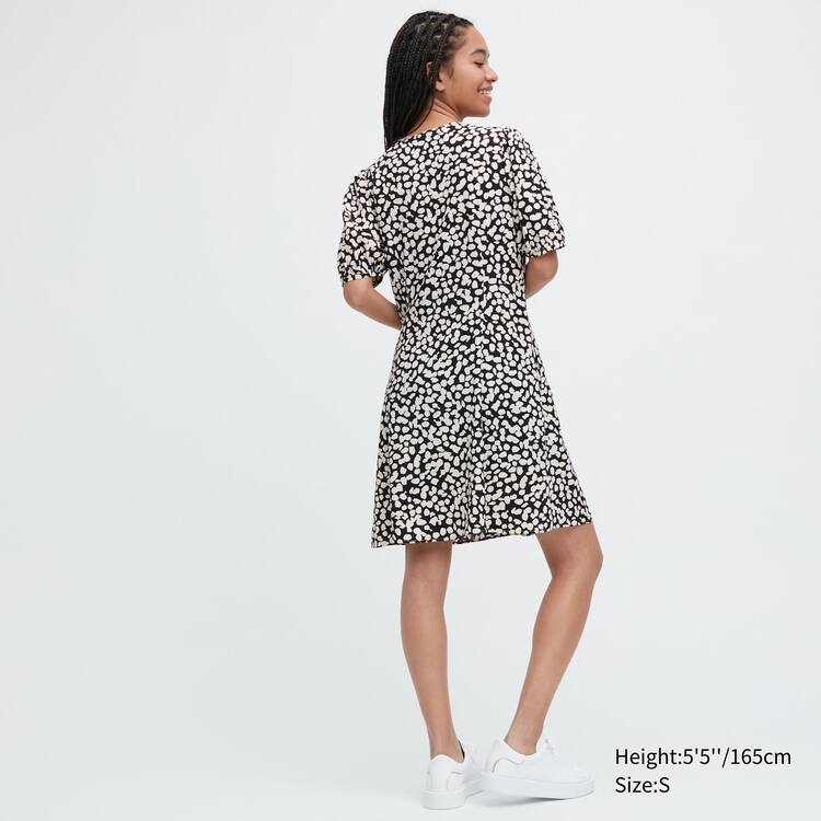 Uniqlo Printed V Neck Kratke Sleeved Mini Saty Damske Biele Čierne | AKFMSR-318