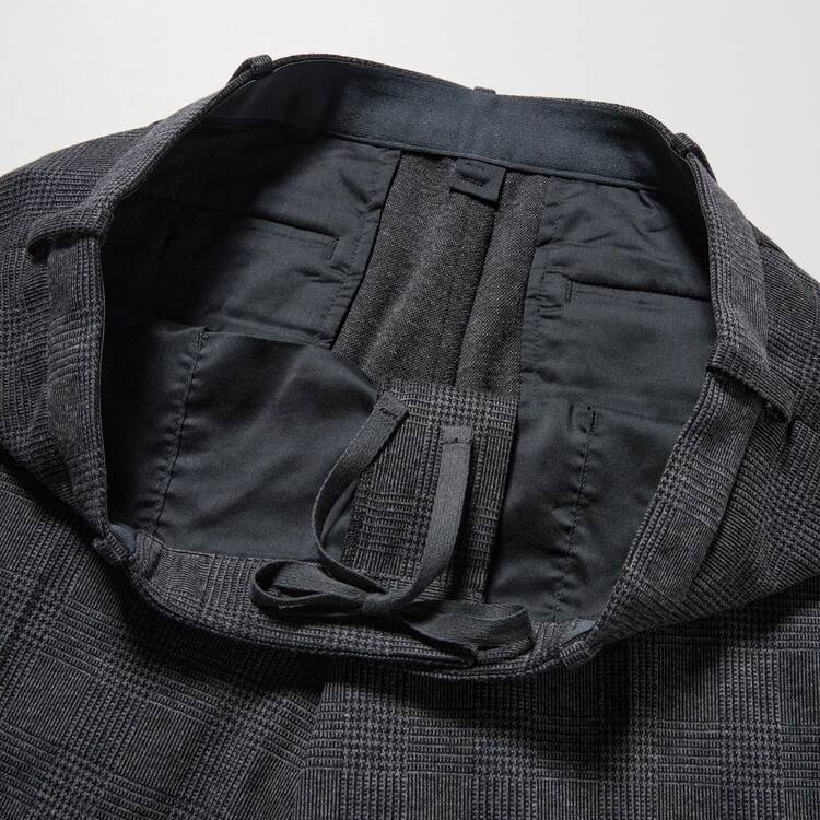 Uniqlo Smart Glen Checked Ankle Length (Long) Nohavice Panske Siva | FOLAMV-926