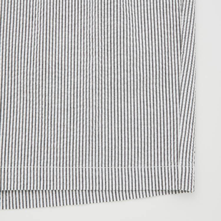 Uniqlo Stretch Sortky Panske Siva | TCIXWB-376